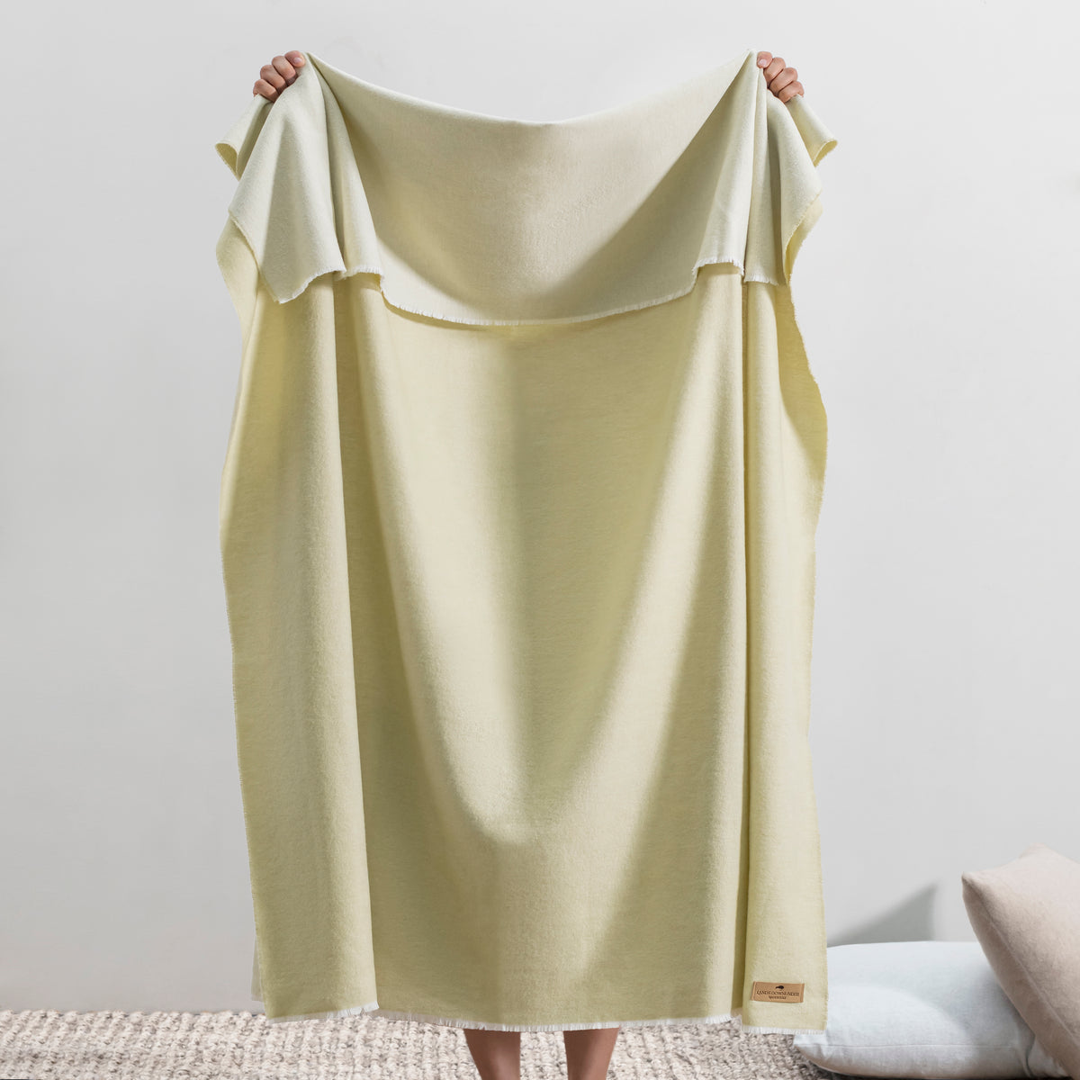 Aspen Peaks Throw